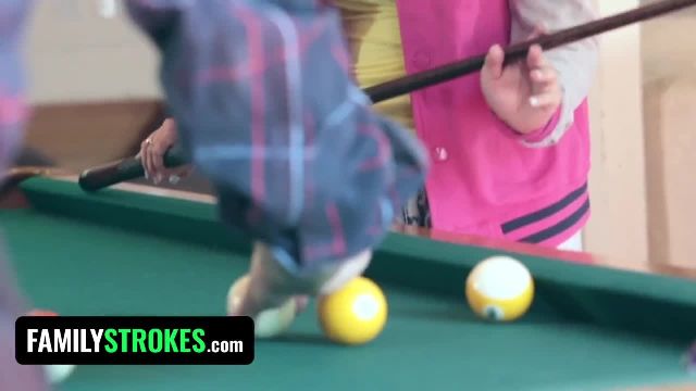 Family Strokes - Curvy Blonde Strips Naked After Losing Bet With His Horny Stepdaddy - 2