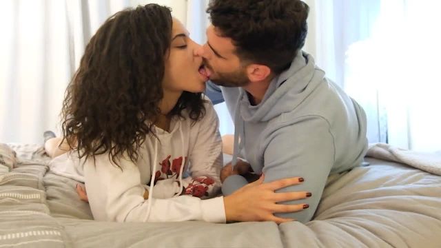 Real Couple Sextape - Passionate Kissing and Fucking - Creampie Ending - 1