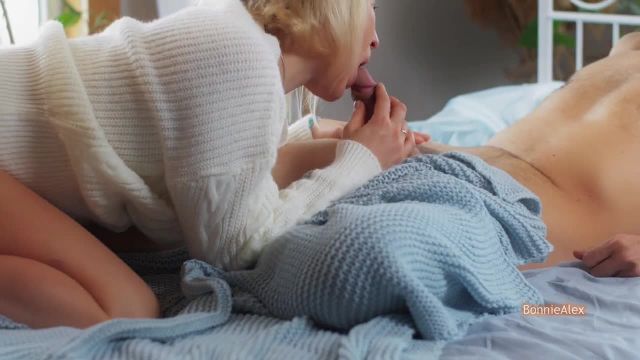 Top 5 favorite sex positions from Bonnie - 2